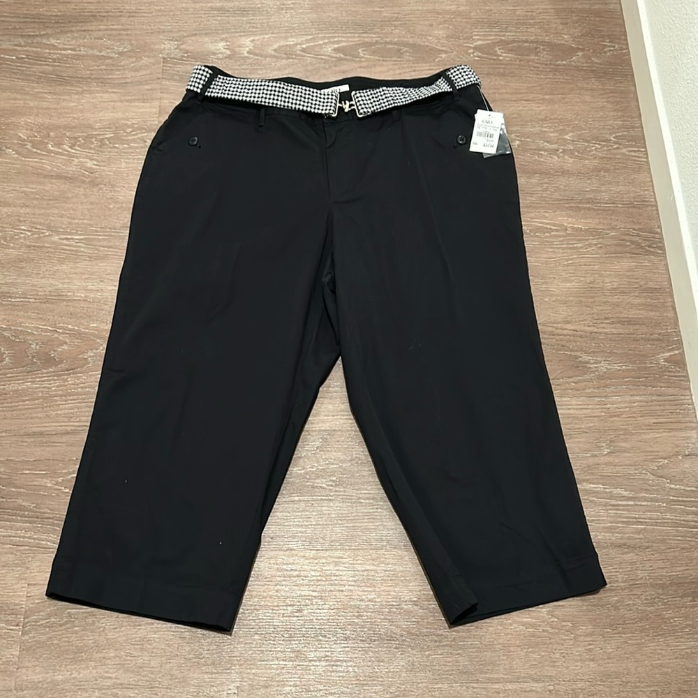 NWT Cato Plus Sportswear Capris Crops